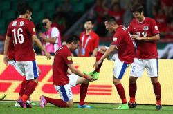 LOL决赛-广州富力客场击败江苏舜天，取得重要胜利的简单介绍