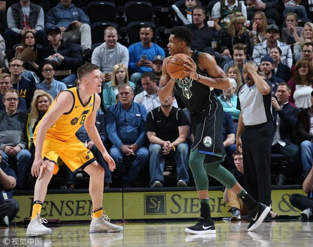 火箭连胜终结，绿军逆转胜出