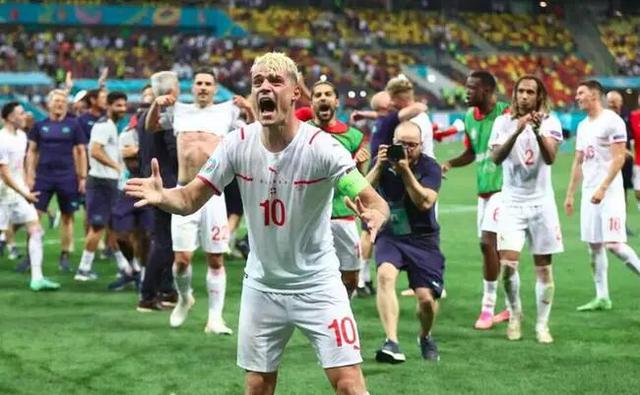 法国队在对阵瑞士队时取得胜利 法国队在对阵瑞士队时取得胜利