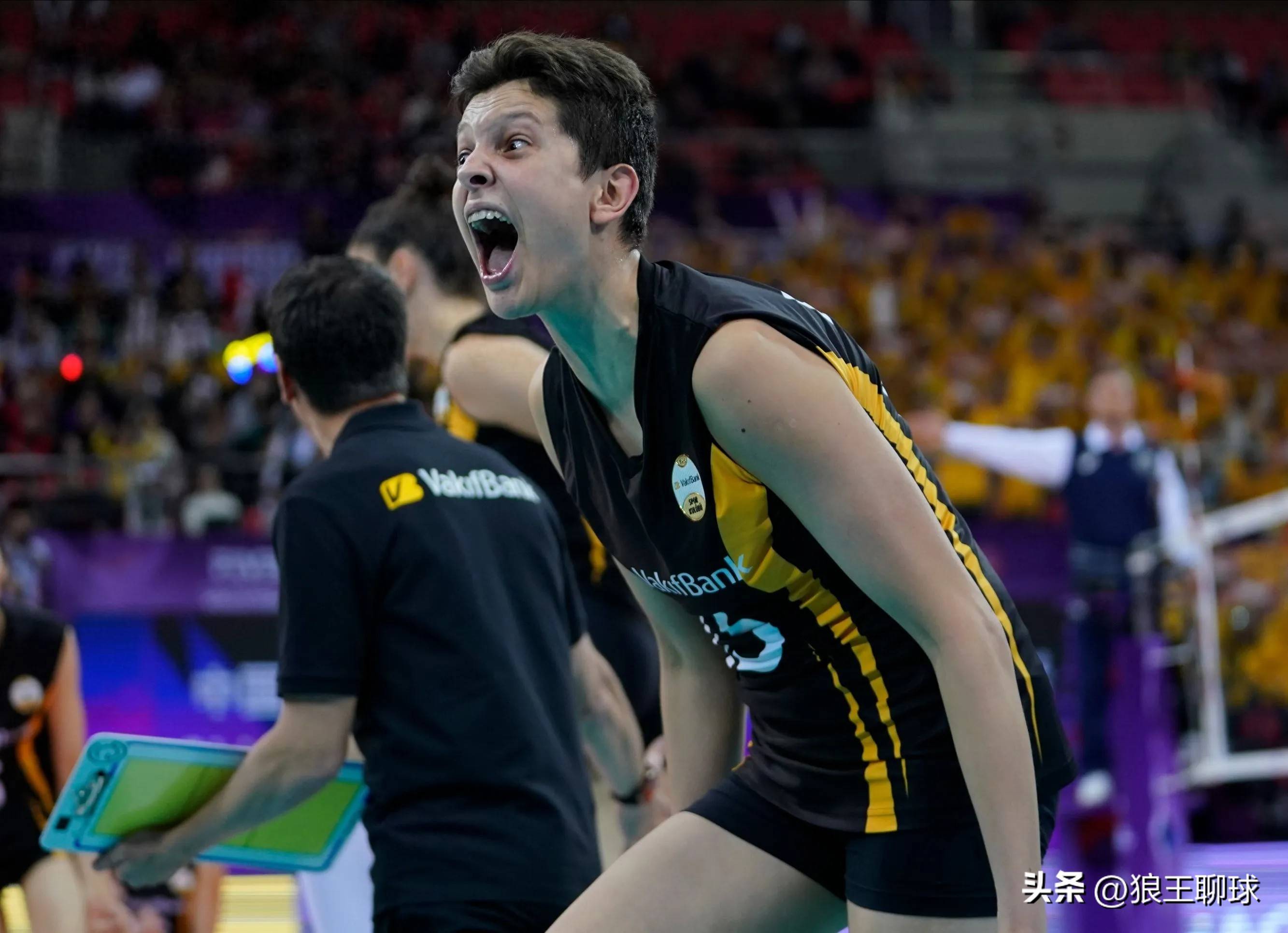 俄罗斯队在国际赛事中崭露头角 俄罗斯队在国际赛事中崭露头角