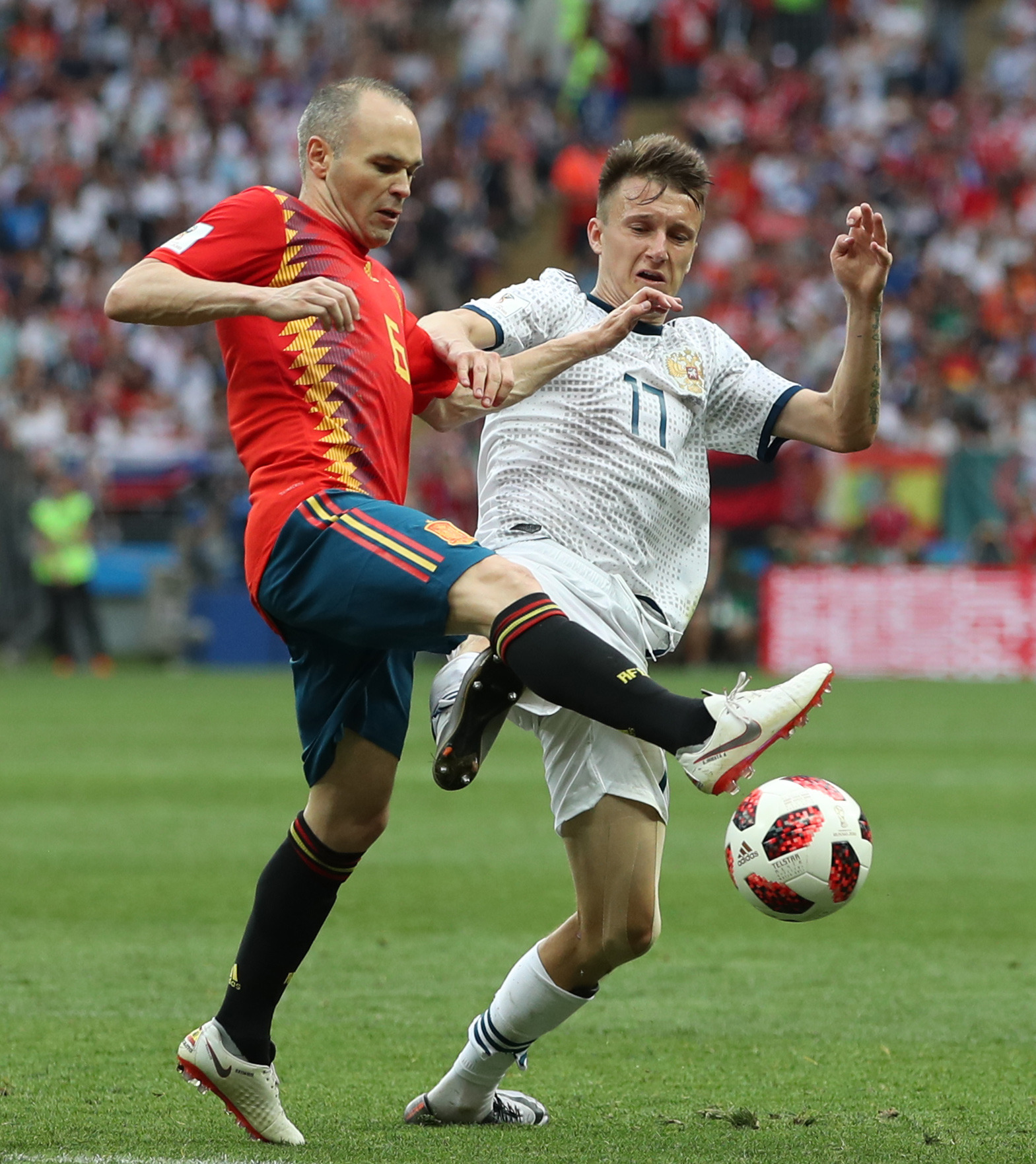 俄罗斯队在国际赛事中崭露头角 俄罗斯队在国际赛事中崭露头角