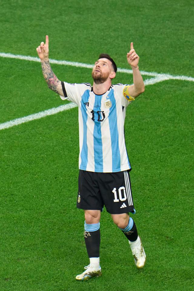 世界杯球员突破自我，表现堪称完美的简单介绍