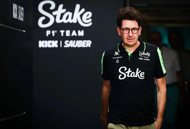 包含索伯车队翻盘梅赛德斯,阿隆索关键制胜的词条 包含索伯车队翻盘梅赛德斯,阿隆索关键制胜的词条