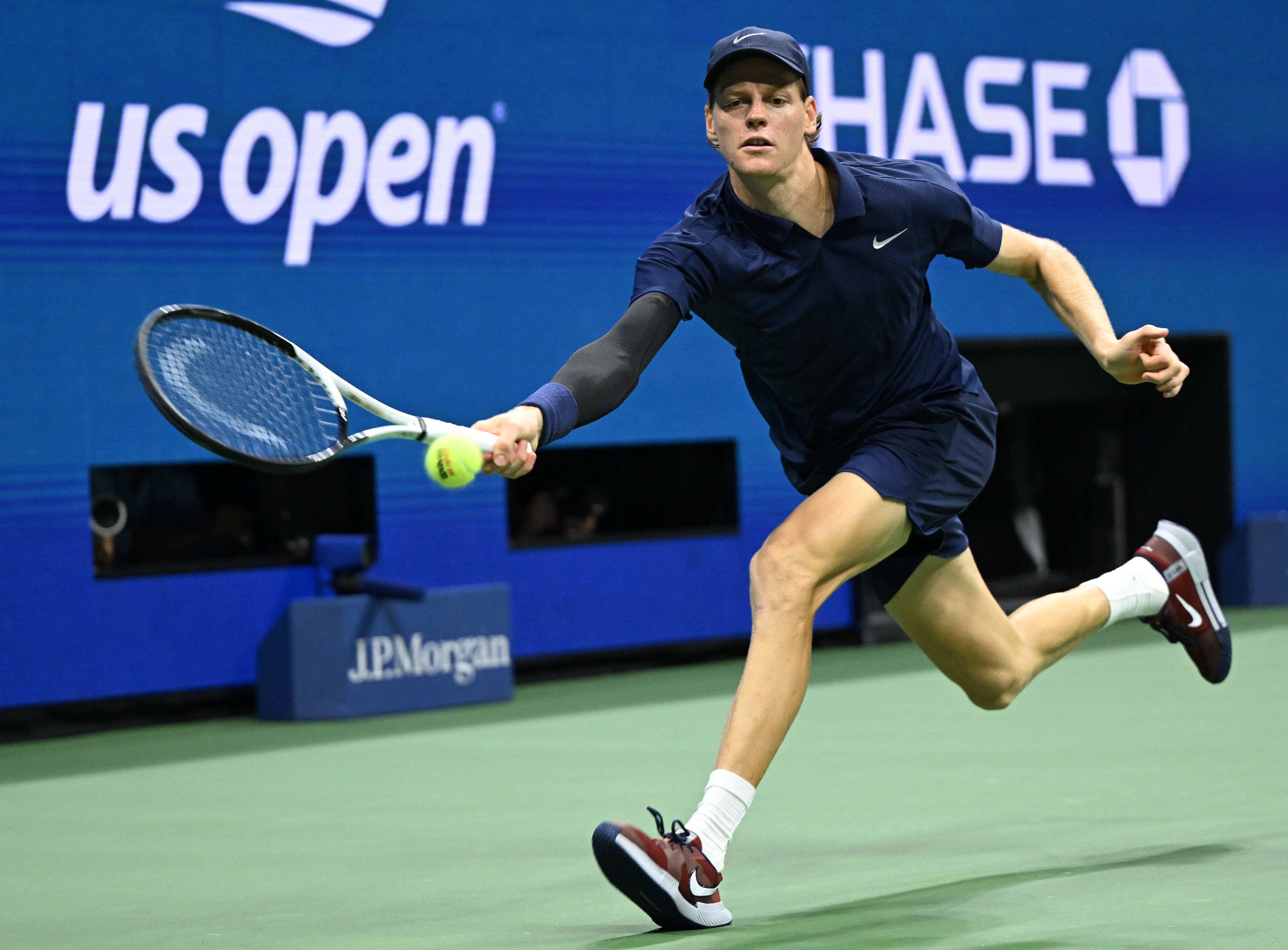 美网逆转澳网，阿尔卡拉斯点燃赛场的简单介绍