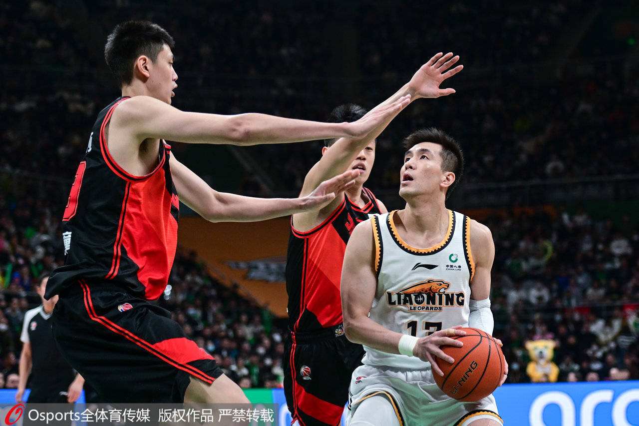 法国队鏖战印尼队，黄鸭组合高光表现的简单介绍