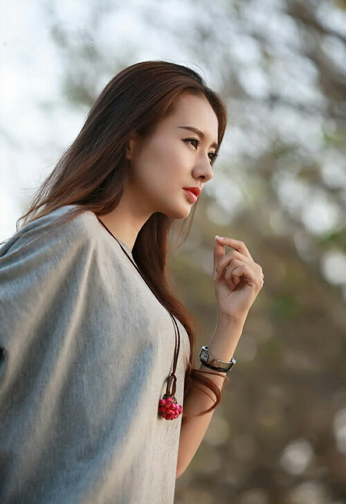 虚拟绿茵，当C罗在芬兰对阵阿尔及利亚的赛场上降临